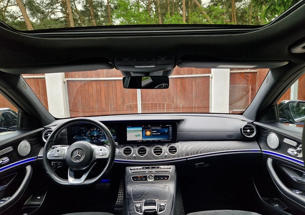Mercedes-Benz Klasa E cena 149900 przebieg: 103000, rok produkcji 2019 z Włocławek małe 742